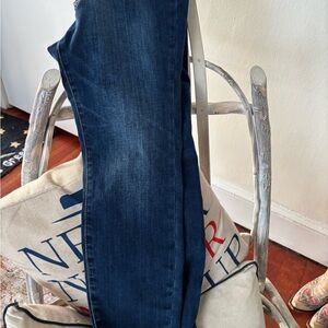 Pilcro Ultra Hgh waisted Skinny Jeans 
31